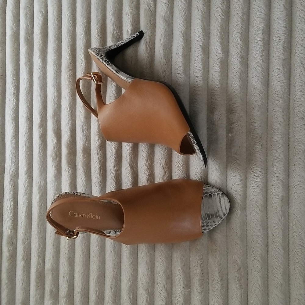 CALVIN KLEIN Sandals